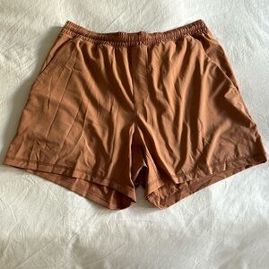 Men’s Lululemon Pace Breaker Lined 5” Shorts